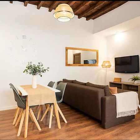 Rustic & Nice Apartment In Malaga Center Luaran gambar