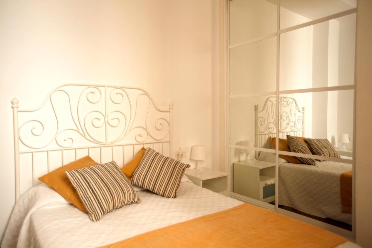 Rustic & Nice Apartment In Malaga Center Luaran gambar