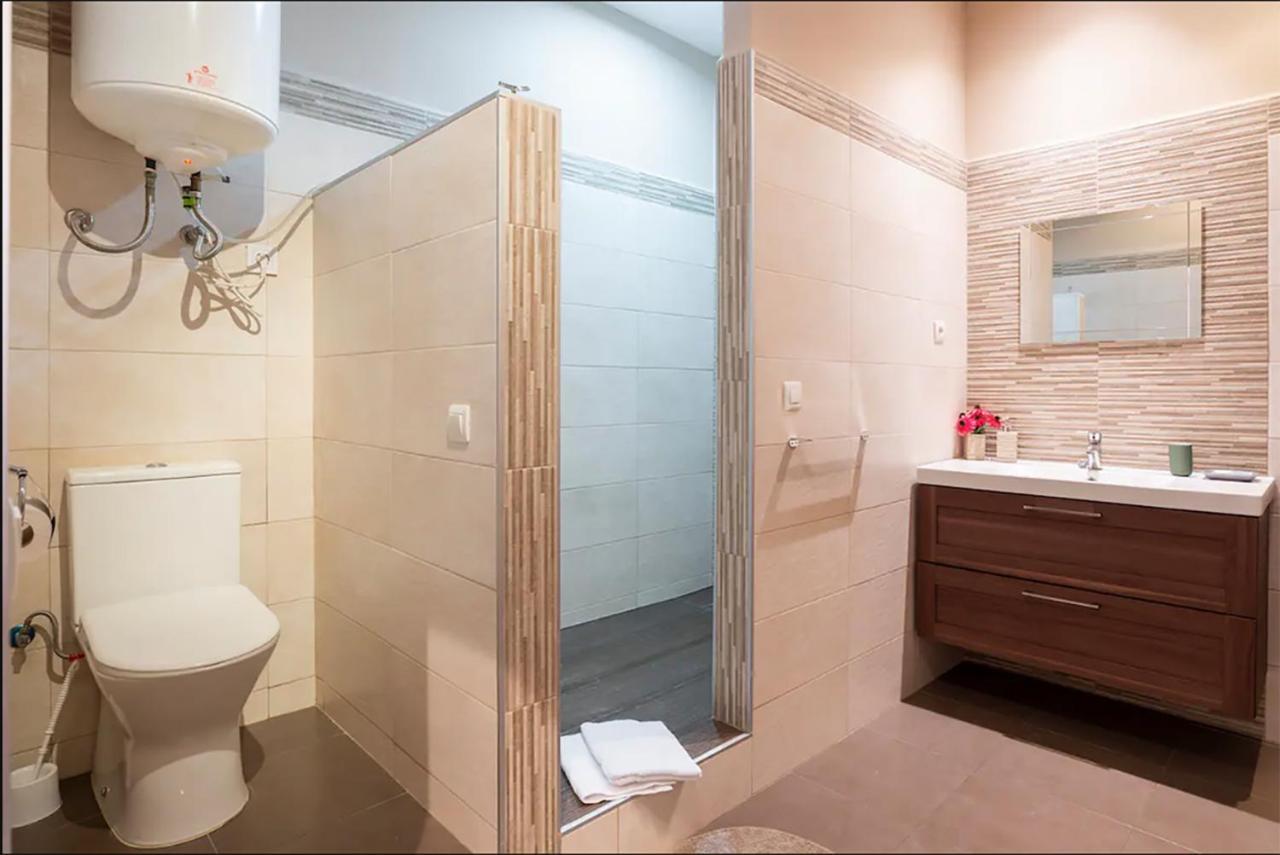 Rustic & Nice Apartment In Malaga Center Luaran gambar